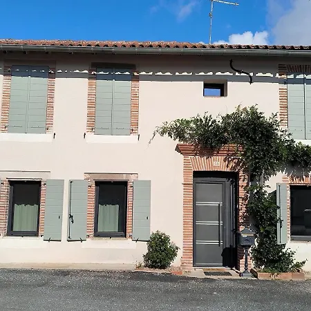 Touny Bonnefil - Pool And Enclosed Garden Lagrave