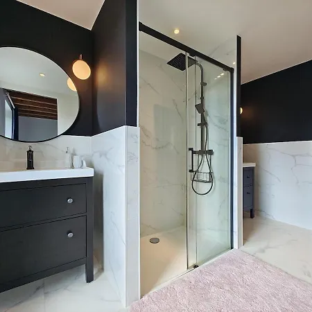 Touny Bonnefil - Pool And Enclosed Garden * Lagrave