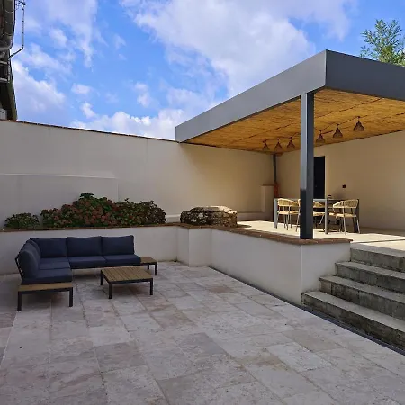 Touny Bonnefil - Pool And Enclosed Garden Feriehus *